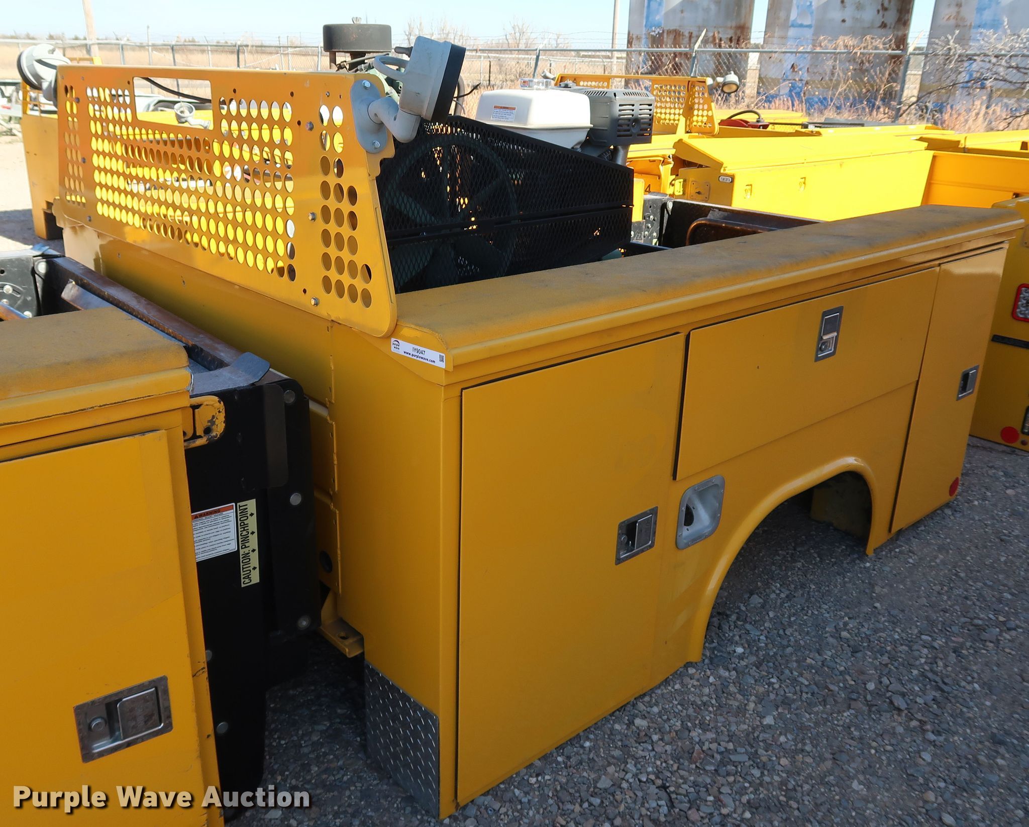 Reading utility bed in Oklahoma City, OK Item IY9047 sold Purple Wave