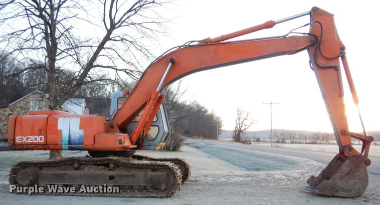 image for item DH8136 Hitachi EX200-2  excavator
