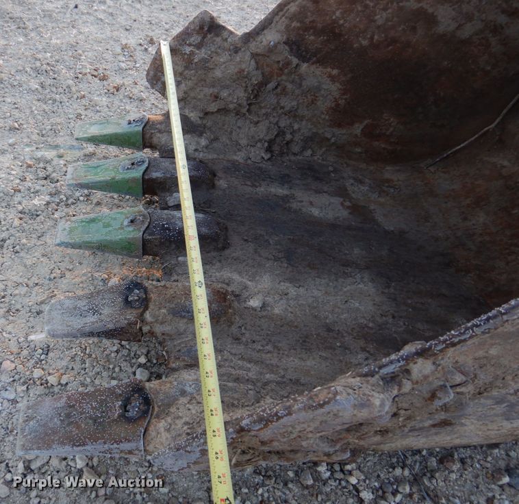 image for item DH8136 Hitachi EX200-2  excavator