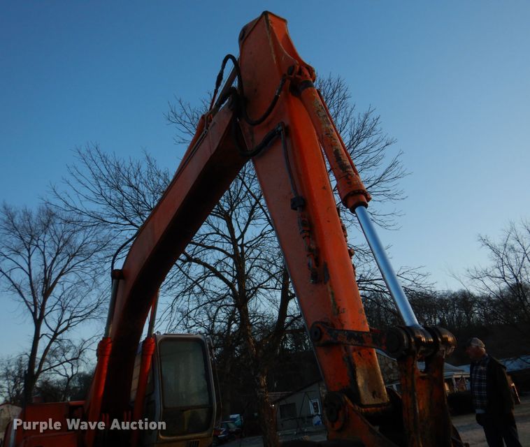image for item DH8136 Hitachi EX200-2  excavator