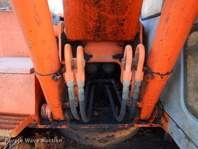 image for item DH8136 Hitachi EX200-2  excavator