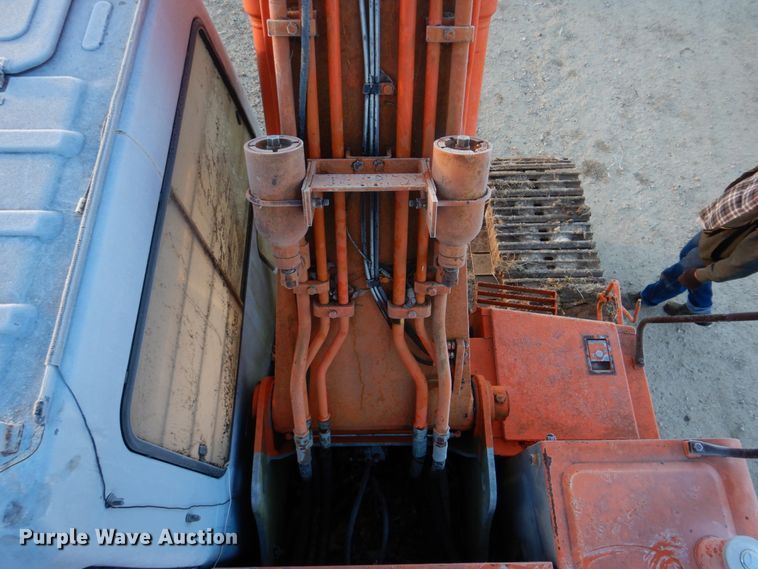 image for item DH8136 Hitachi EX200-2  excavator