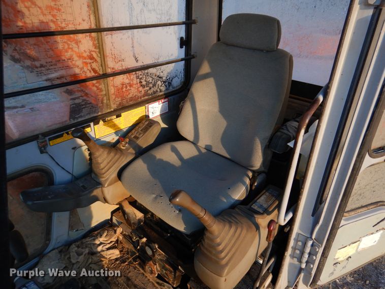 image for item DH8136 Hitachi EX200-2  excavator