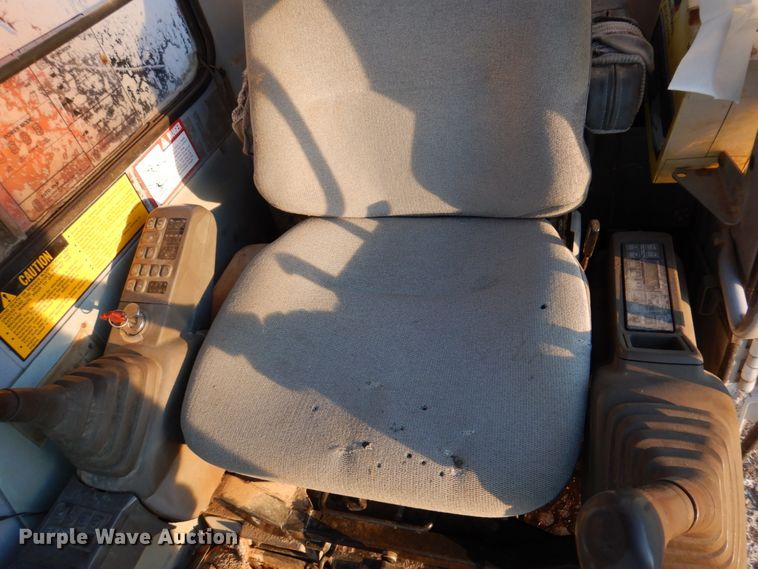 image for item DH8136 Hitachi EX200-2  excavator