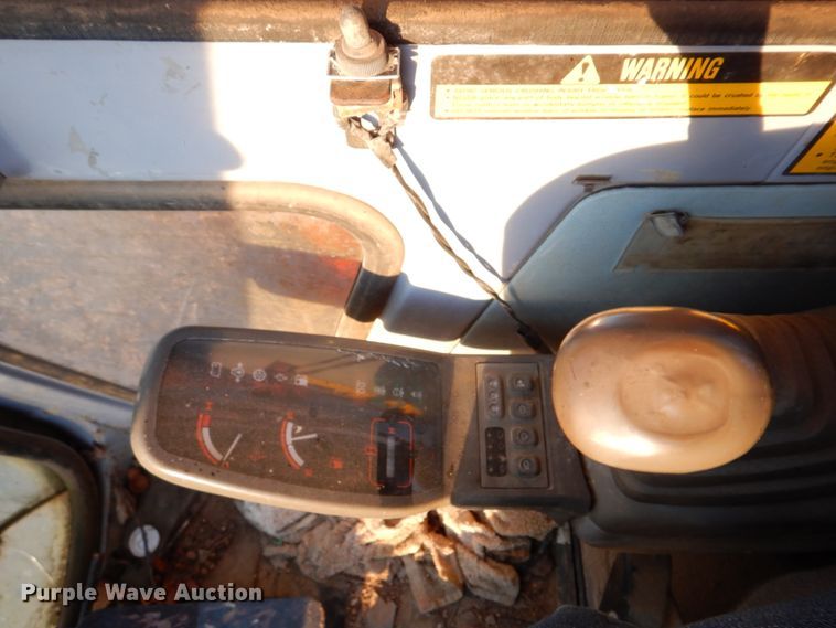 image for item DH8136 Hitachi EX200-2  excavator