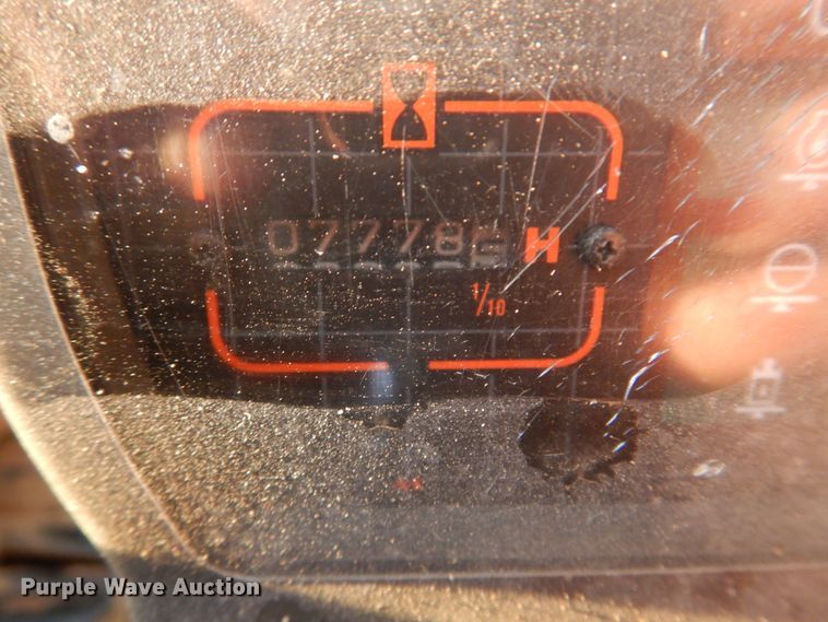 image for item DH8136 Hitachi EX200-2  excavator