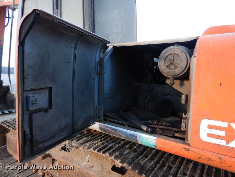 image for item DH8136 Hitachi EX200-2  excavator