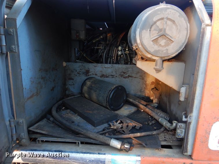 image for item DH8136 Hitachi EX200-2  excavator