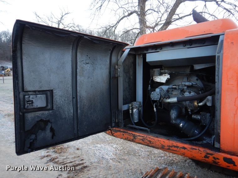 image for item DH8136 Hitachi EX200-2  excavator