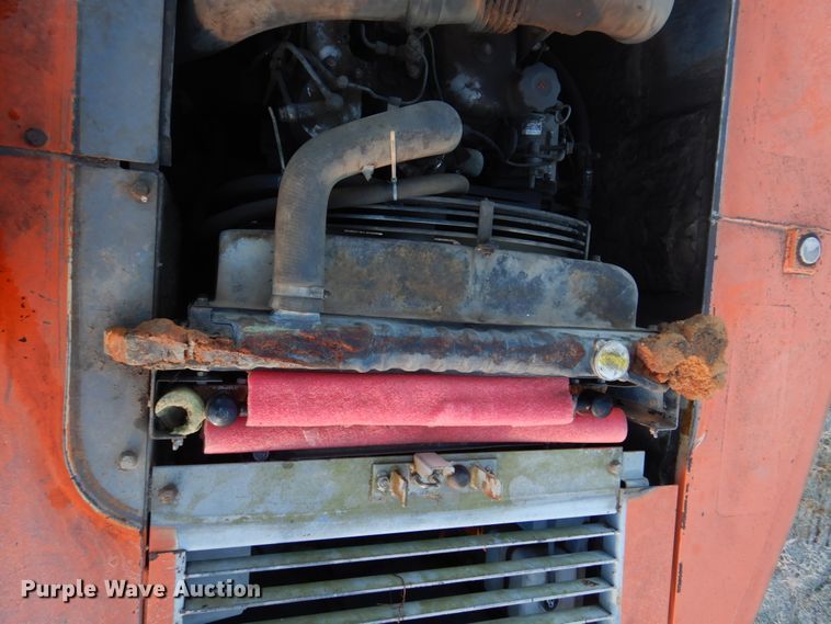 image for item DH8136 Hitachi EX200-2  excavator