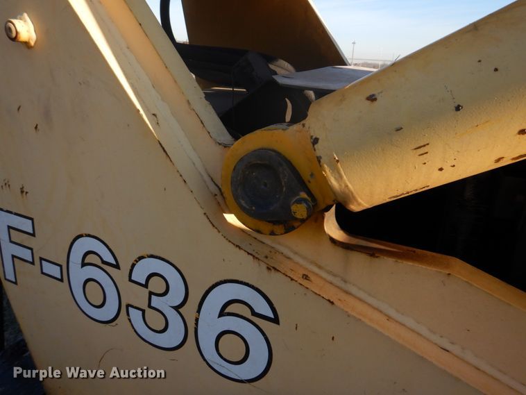 image for item DH8142 Pettibone F-636  telehandler