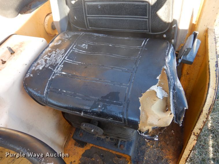 image for item DH8142 Pettibone F-636  telehandler