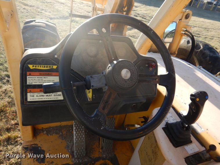 image for item DH8142 Pettibone F-636  telehandler
