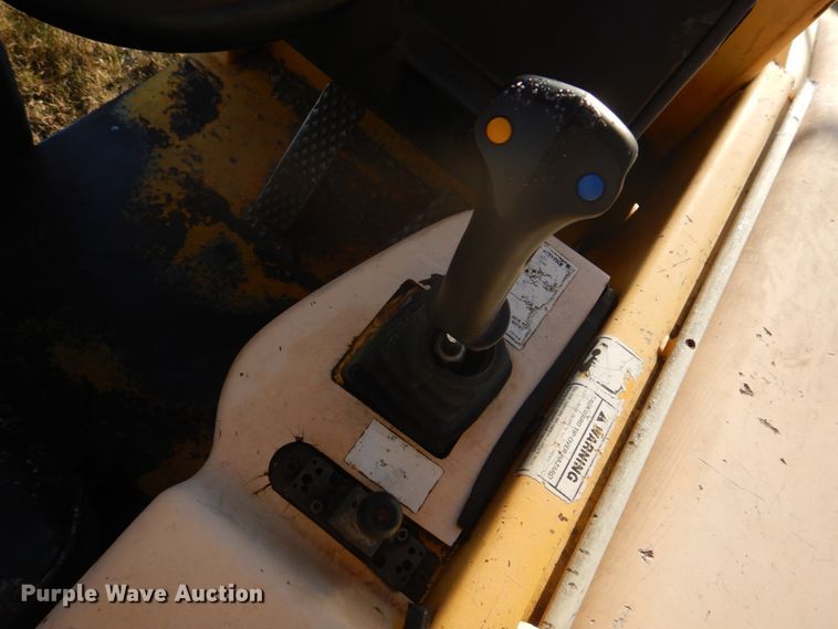 image for item DH8142 Pettibone F-636  telehandler