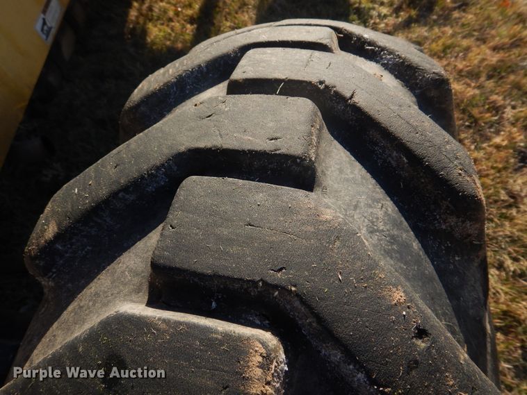 image for item DH8142 Pettibone F-636  telehandler