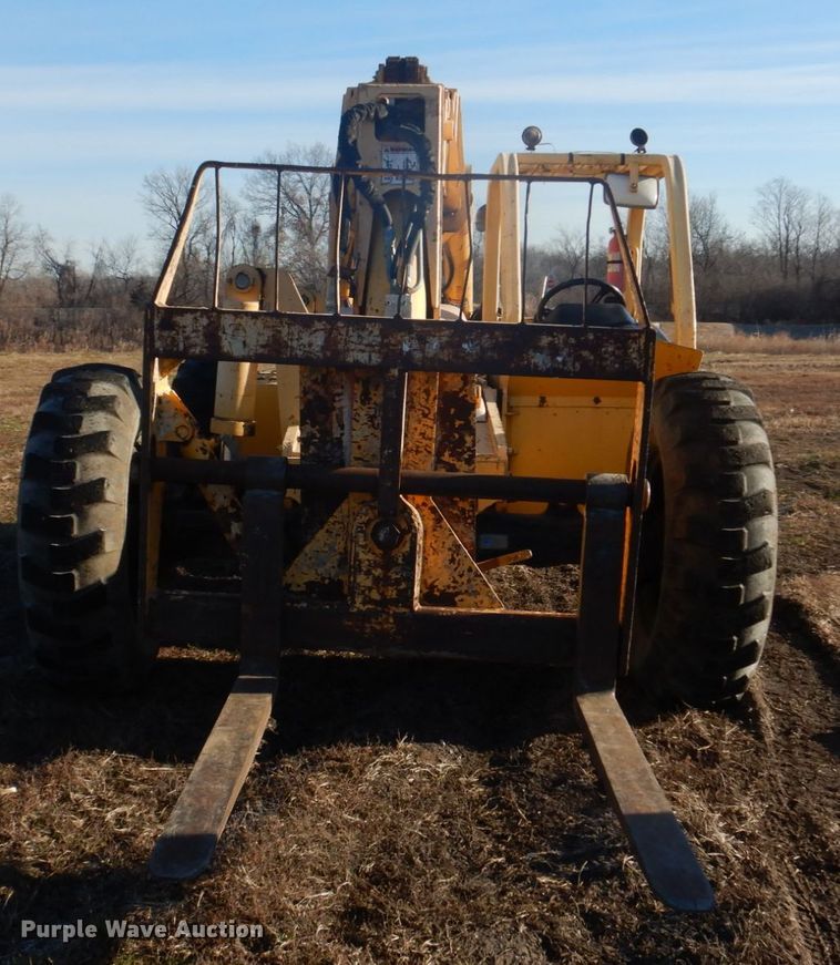 image for item DH8144 Pettibone 8036  telehandler
