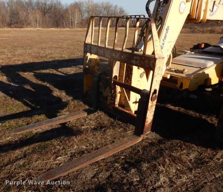 image for item DH8144 Pettibone 8036  telehandler