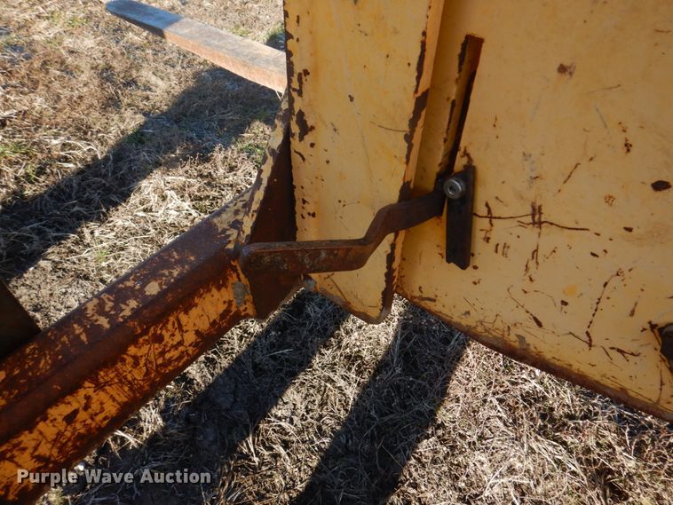 image for item DH8144 Pettibone 8036  telehandler