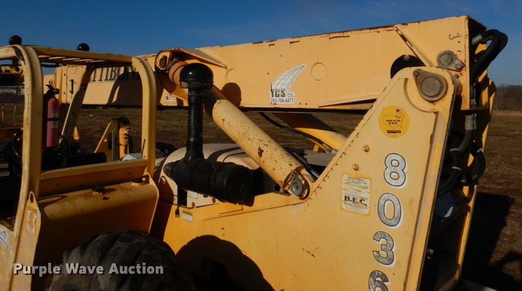 image for item DH8144 Pettibone 8036  telehandler
