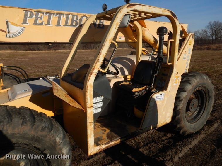 image for item DH8144 Pettibone 8036  telehandler