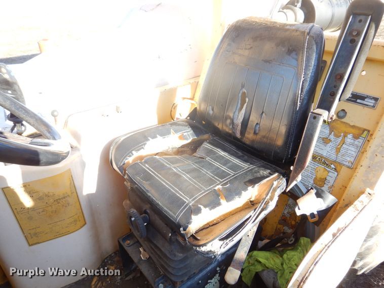 image for item DH8144 Pettibone 8036  telehandler