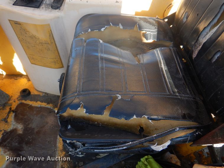 image for item DH8144 Pettibone 8036  telehandler