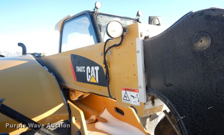 image for item DH8791 2014 Caterpillar TH407C  telehandler