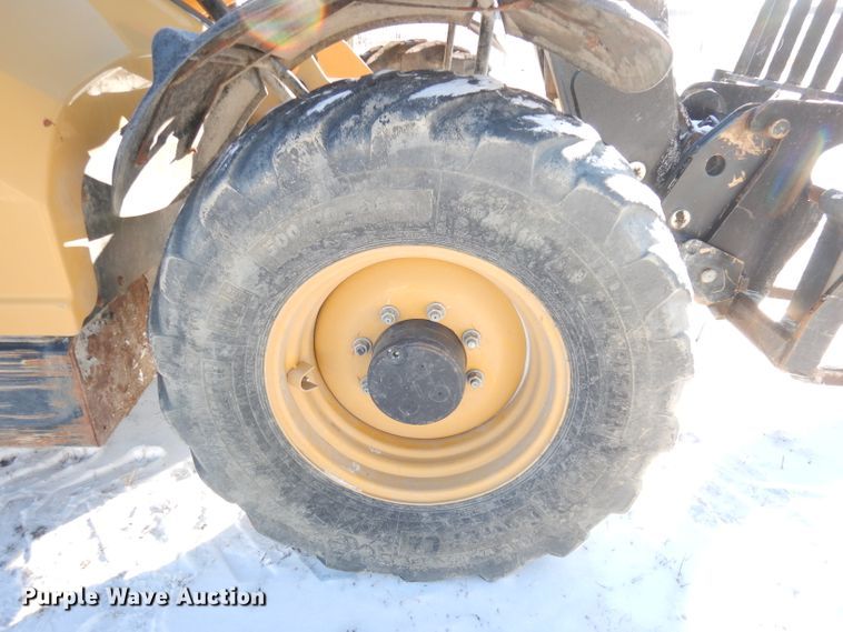 image for item DH8791 2014 Caterpillar TH407C  telehandler