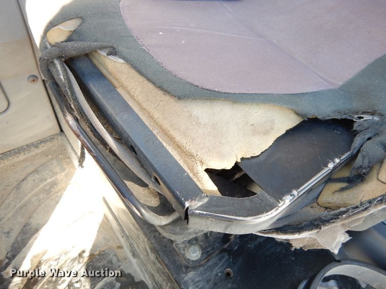 image for item DH8791 2014 Caterpillar TH407C  telehandler