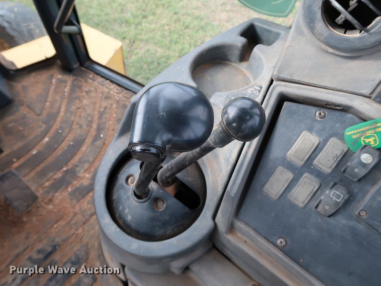 image for item DJ1990 2010 John Deere 310J  backhoe