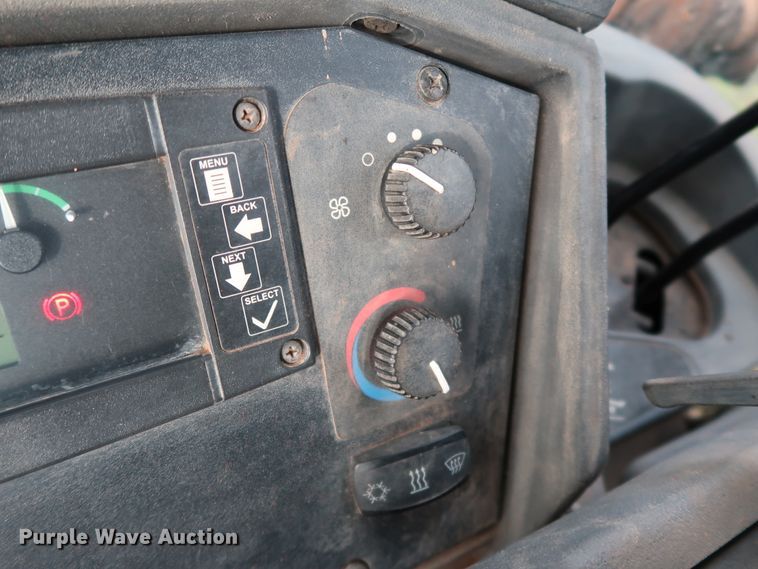 image for item DJ1990 2010 John Deere 310J  backhoe