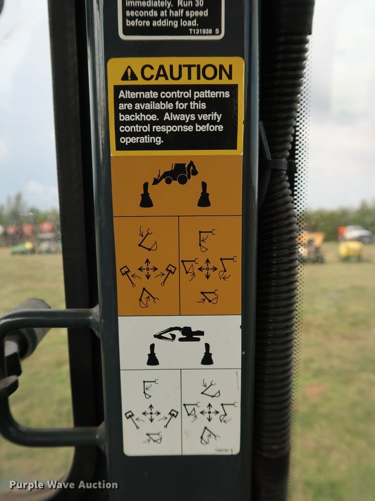 image for item DJ1990 2010 John Deere 310J  backhoe