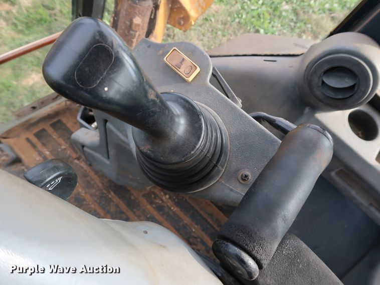 image for item DJ1990 2010 John Deere 310J  backhoe