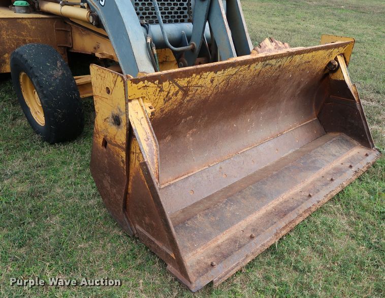 image for item DJ1990 2010 John Deere 310J  backhoe