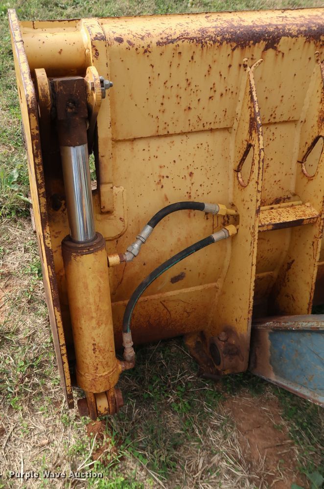 image for item DJ1990 2010 John Deere 310J  backhoe