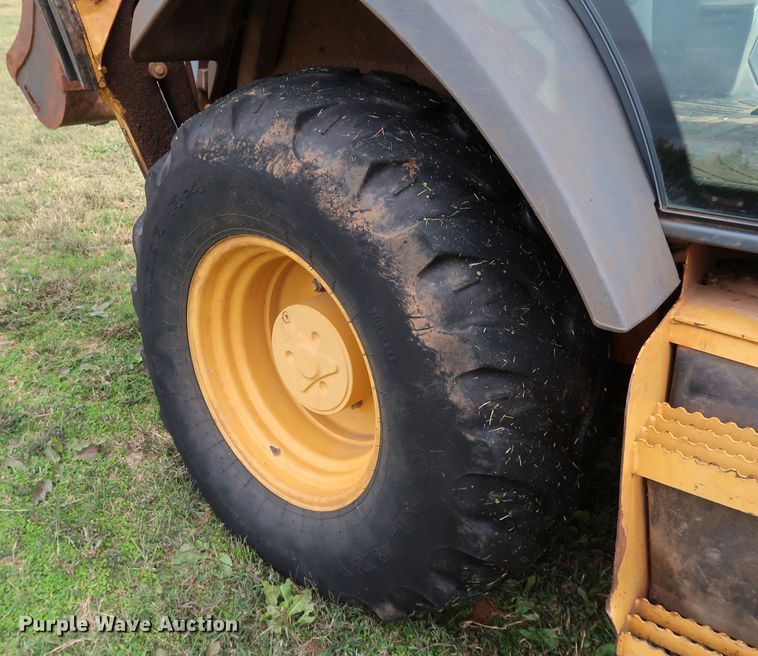 image for item DJ1990 2010 John Deere 310J  backhoe