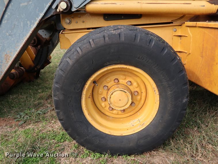 image for item DJ1990 2010 John Deere 310J  backhoe