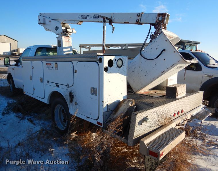 image for item DK3440 1999 Ford F450 Super Duty  bucket truck