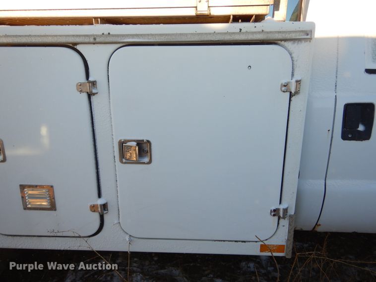 image for item DK3440 1999 Ford F450 Super Duty  bucket truck