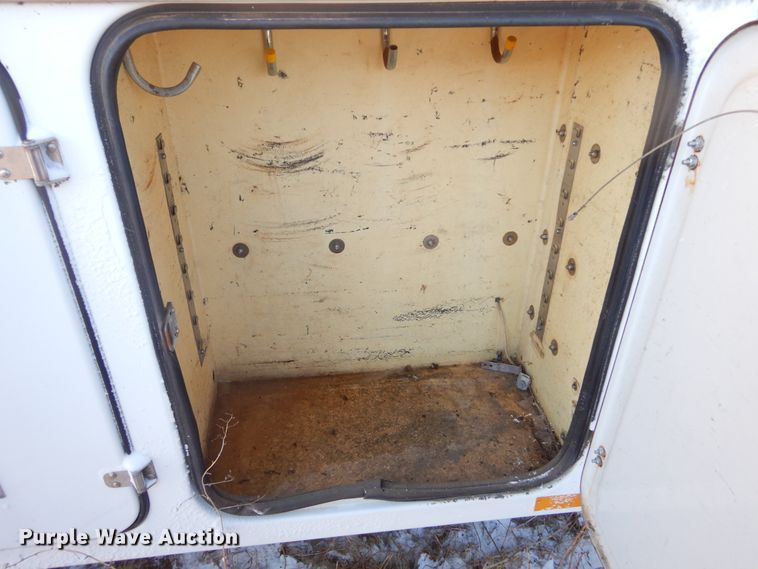 image for item DK3440 1999 Ford F450 Super Duty  bucket truck