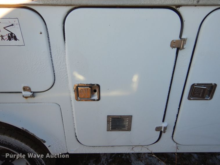 image for item DK3440 1999 Ford F450 Super Duty  bucket truck