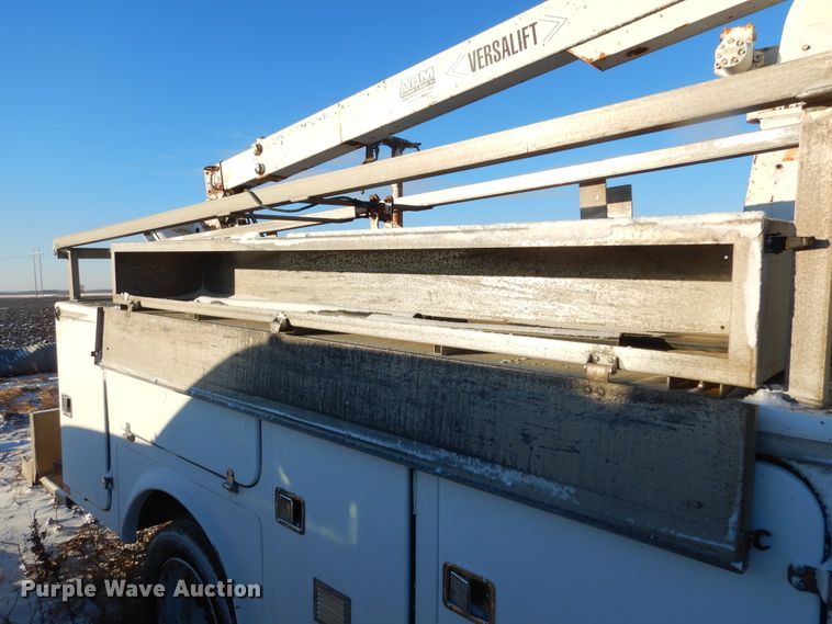 image for item DK3440 1999 Ford F450 Super Duty  bucket truck