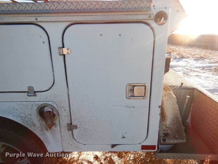 image for item DK3440 1999 Ford F450 Super Duty  bucket truck