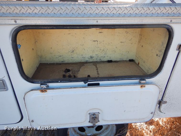 image for item DK3440 1999 Ford F450 Super Duty  bucket truck