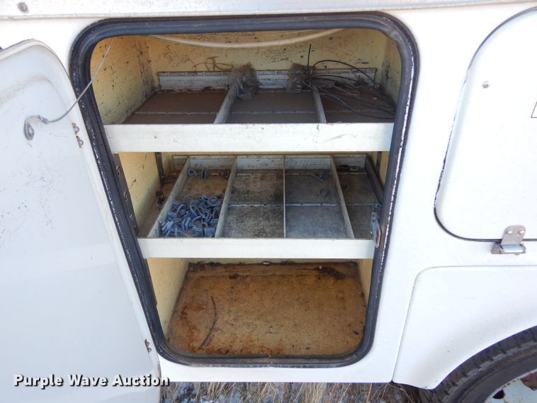 image for item DK3440 1999 Ford F450 Super Duty  bucket truck