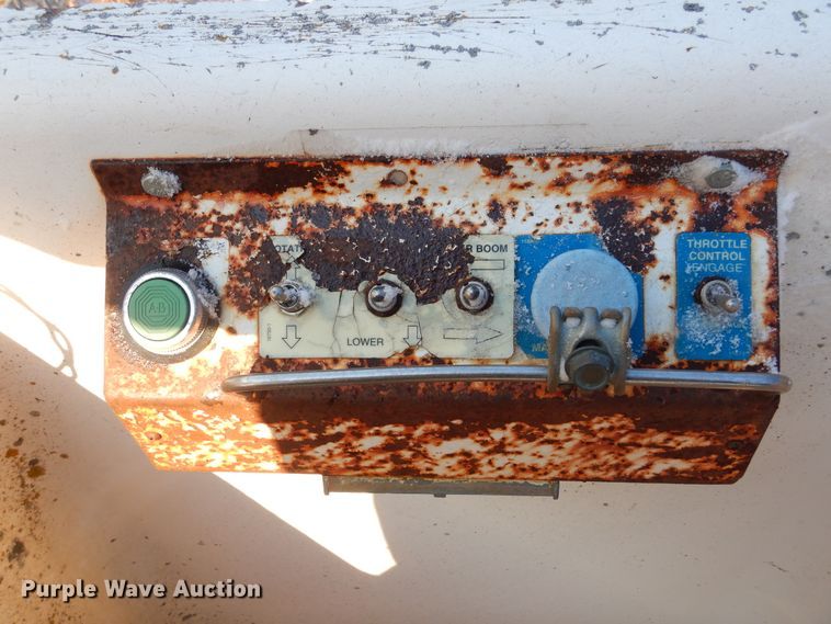 image for item DK3440 1999 Ford F450 Super Duty  bucket truck