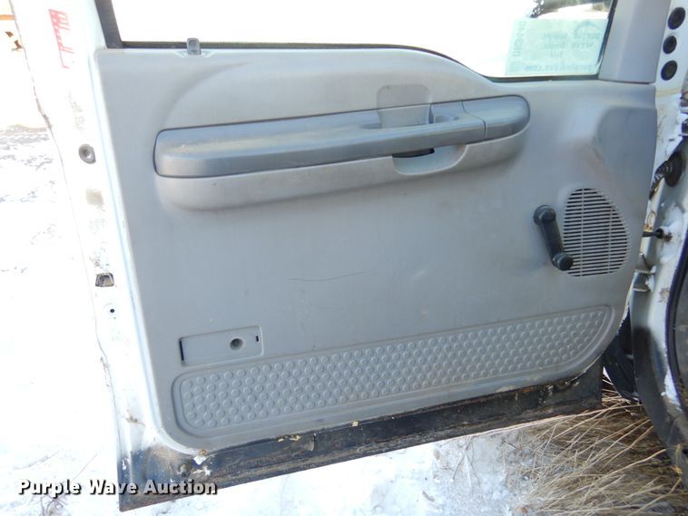 image for item DK3440 1999 Ford F450 Super Duty  bucket truck