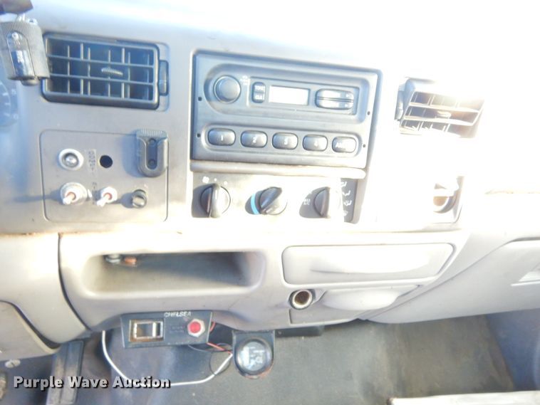 image for item DK3440 1999 Ford F450 Super Duty  bucket truck