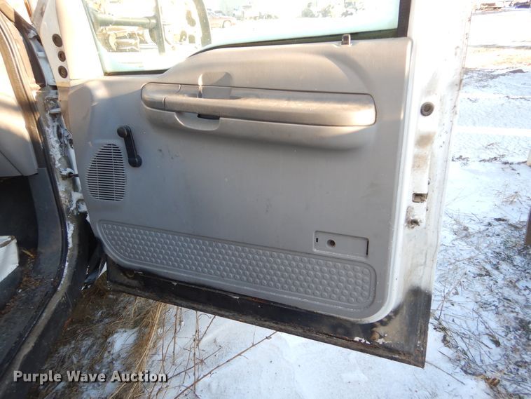 image for item DK3440 1999 Ford F450 Super Duty  bucket truck