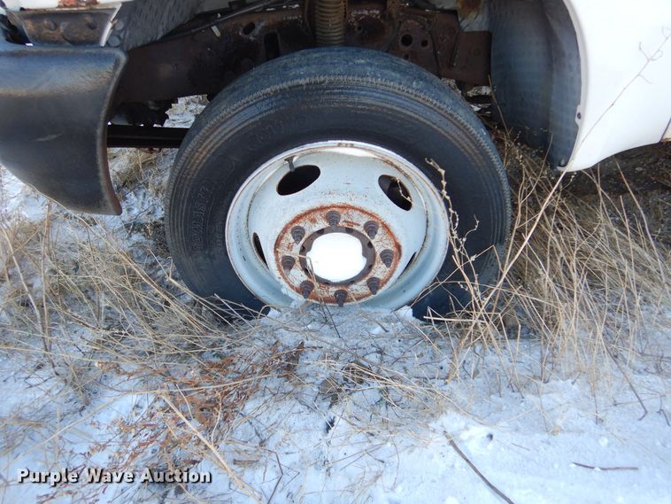 image for item DK3440 1999 Ford F450 Super Duty  bucket truck